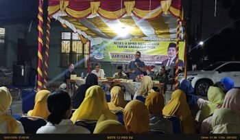 Photo: Anggota DPRD kota bekasi fraksi golkar Dariyanto, S. Kim, S.Pd saat giat reses II tahun anggaran 2026(Doc.cam) 