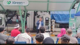 Photo: Ketua Kadin Kota Bekasi Qadar Ruslan Siregar saat memberikan Sambutan acara peresmian iGREEN EV station di STT Bina tungal Kota Bekasi (Doc.cam) 