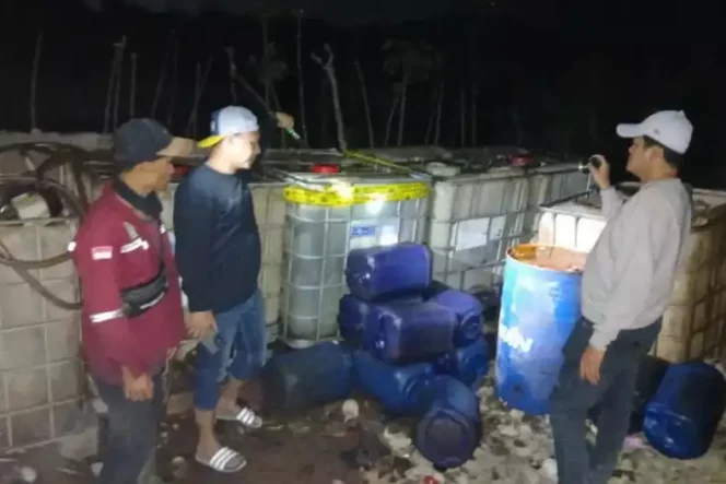 
Polda Banten Ungkap Penyelewengan Solar Subsidi
