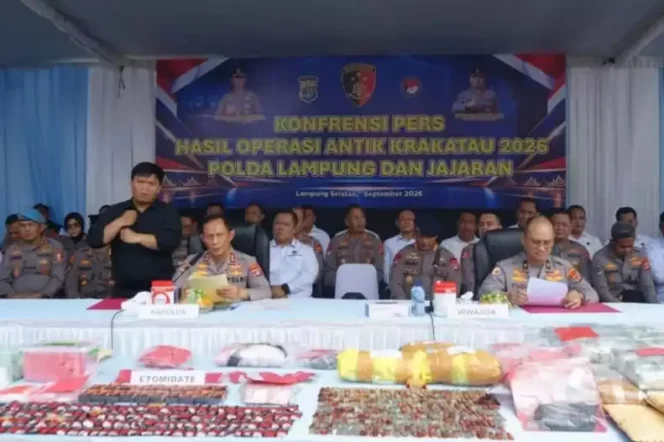 
Polda Lampung Ungkap 379 Kasus Narkoba, 85,9 Kg Sabu Disita